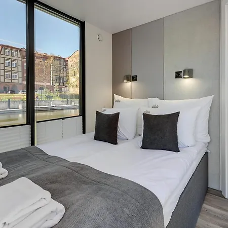 Na Wodzie - La Mare Motlava Houseboats With Sauna By Downtown *